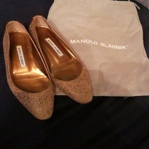 Manolo blahnik flats tan and metallic sz 37